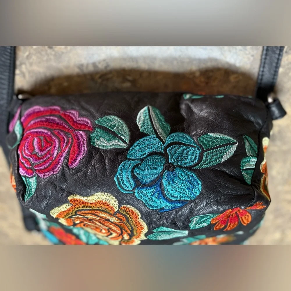 Luzille - Spanish Villa Embroidery Collection - Picture 5 of 6